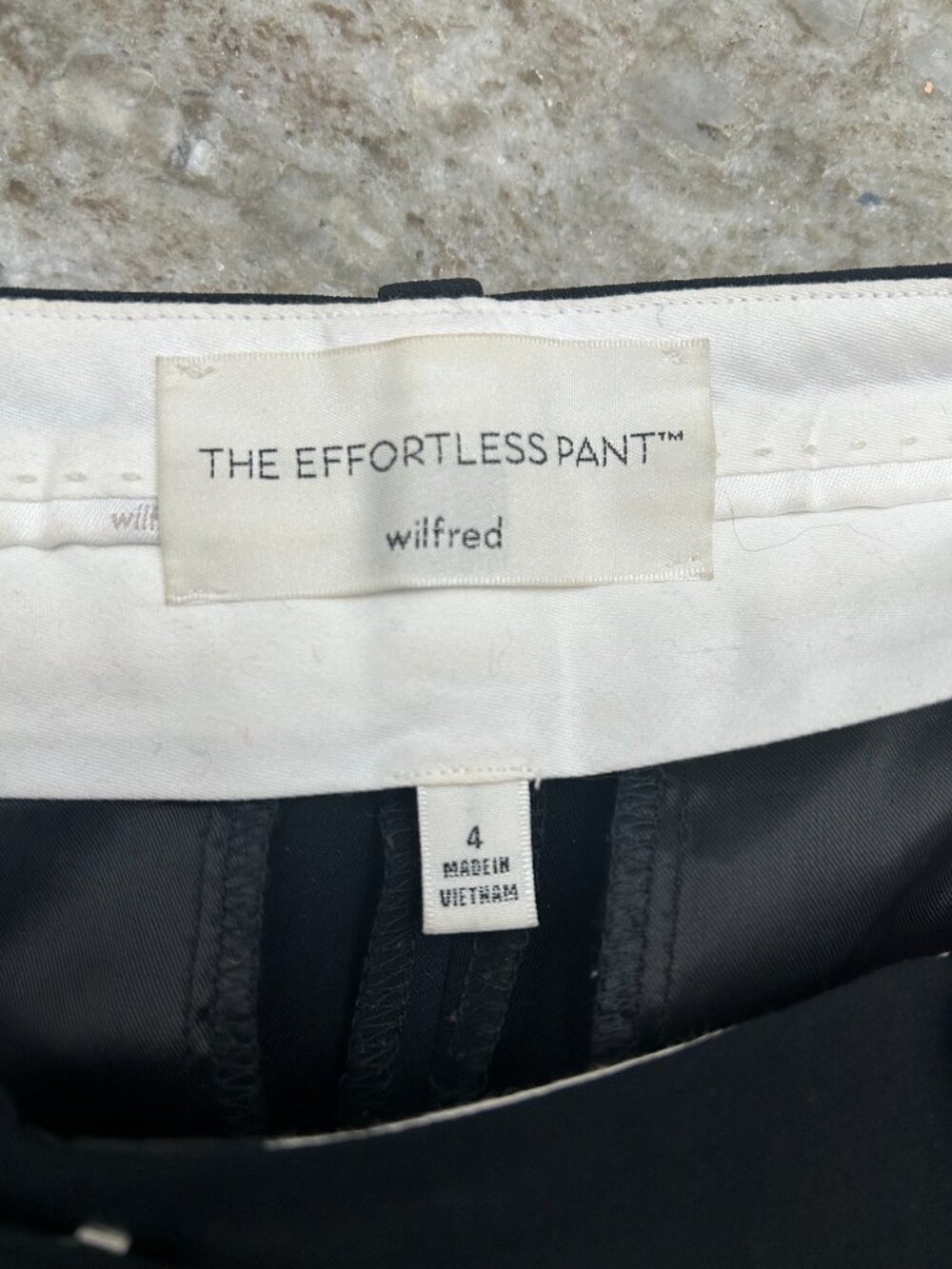 Aritzia Wide Leg Trousers in Black - Picture 4 of 6